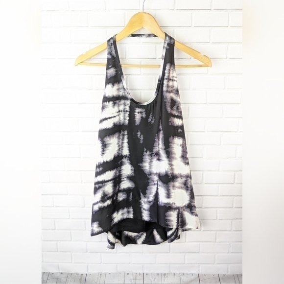 BCBG Shirt Women’s s Black Max Azria Dana Halter Top abstract modern sleek city - Picture 3 of 7